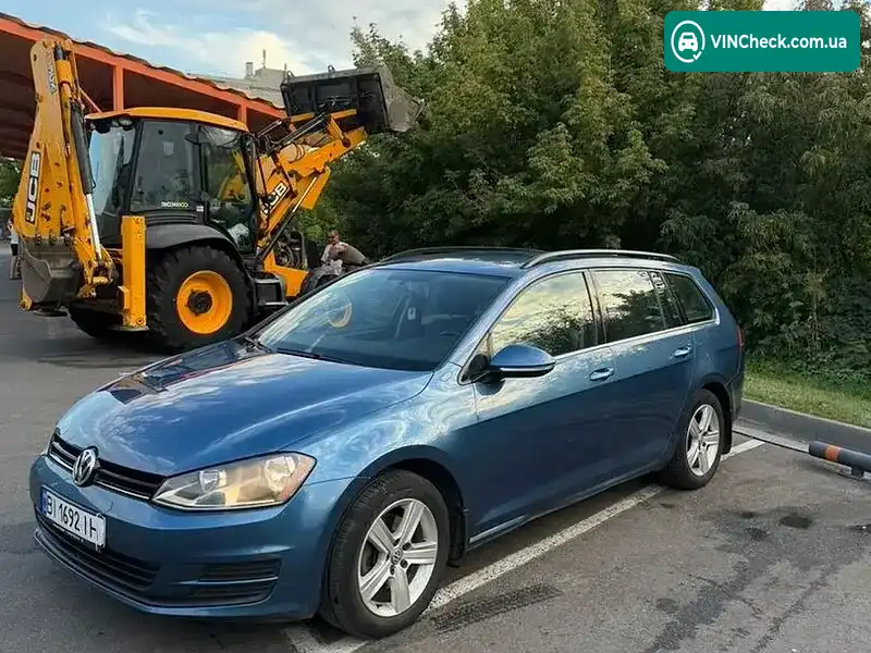 Volkswagen Golf 2015, фото з оголошення 2 з 20, VIN 3VWCA7AU5GM505282