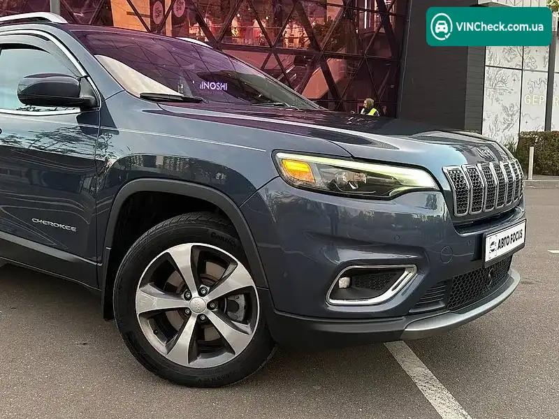 Jeep Cherokee 2019, фото з оголошення 2 з 20, VIN 1C4PJLDB3KD439388