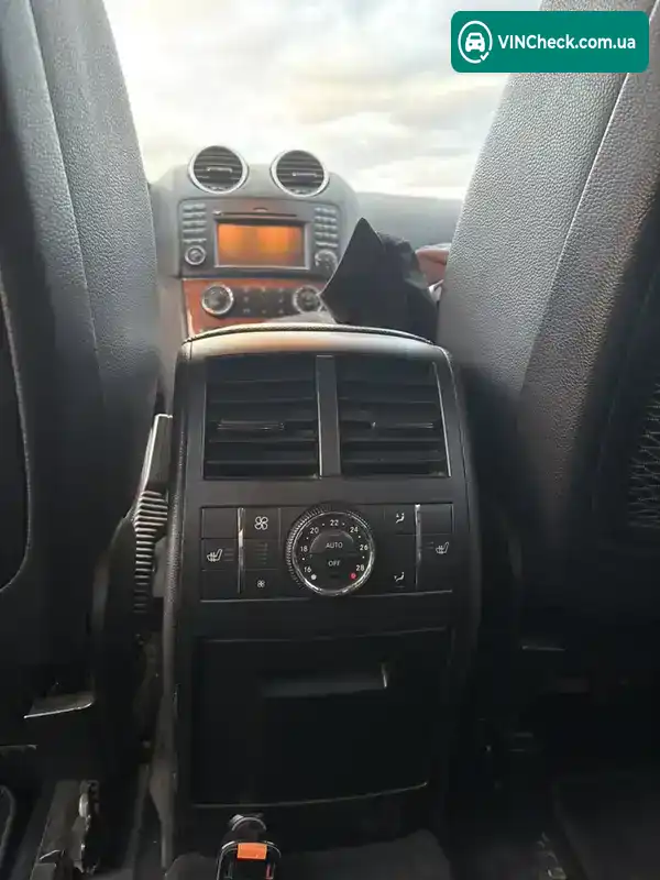 Mercedes-Benz GL-Class 2008, фото з оголошення 2 з 21, VIN 4JGBF71E89A455336