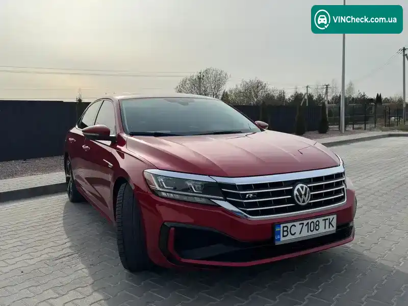 Volkswagen Passat 2020, фото з оголошення 2 з 21, VIN 1VWEA7A35LC009605