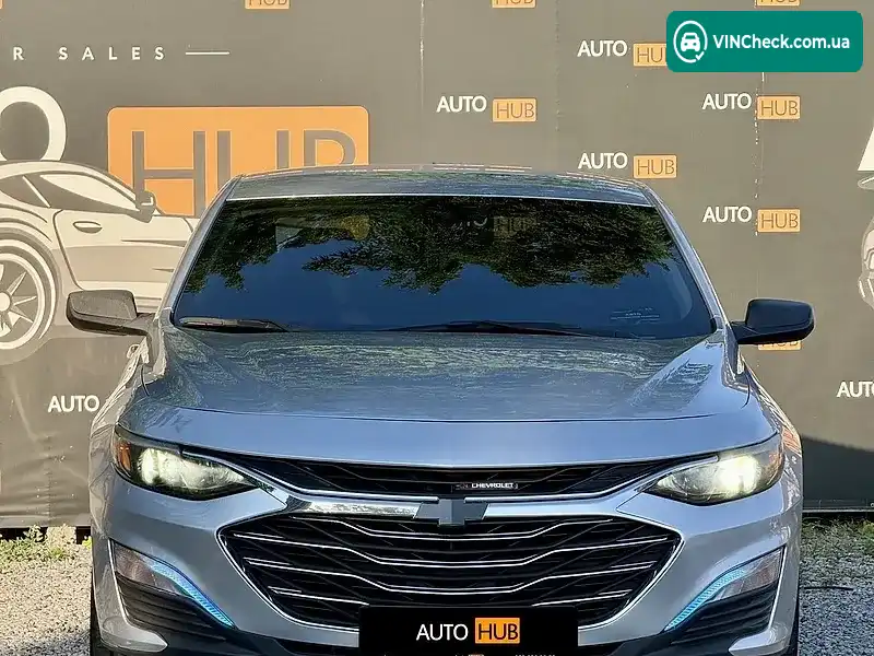 Chevrolet Malibu 2019, фото з оголошення 2 з 20, VIN 1G1ZB5ST4KF202029