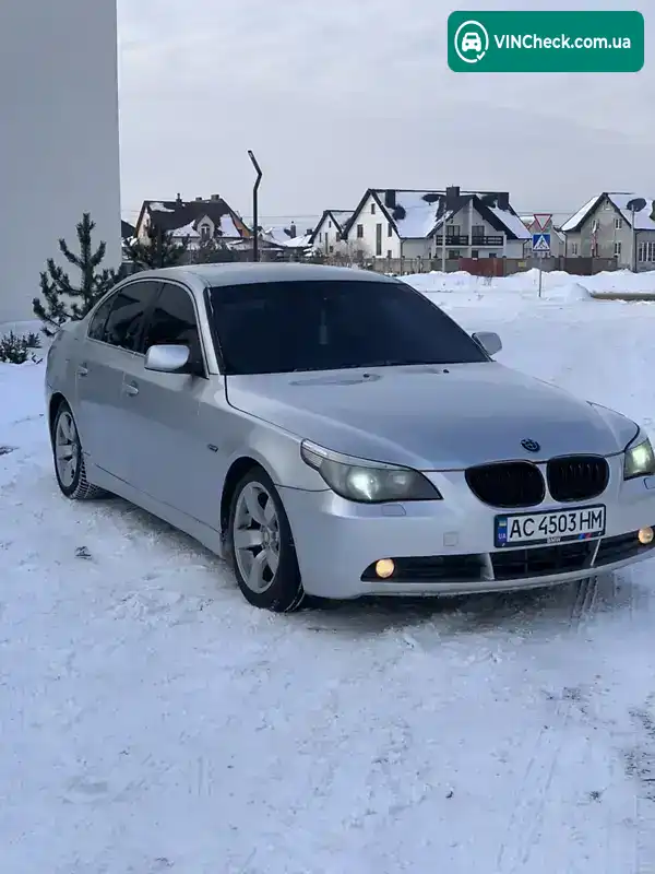 BMW 5 Series 2005, фото з оголошення 1 з 12, VIN WBANA31030B918135