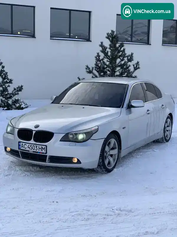 BMW 5 Series 2005, фото з оголошення 2 з 12, VIN WBANA31030B918135