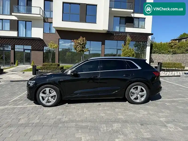 Audi e-tron 2019, фото з оголошення 2 з 21, VIN WA1LAAGE0KB021160