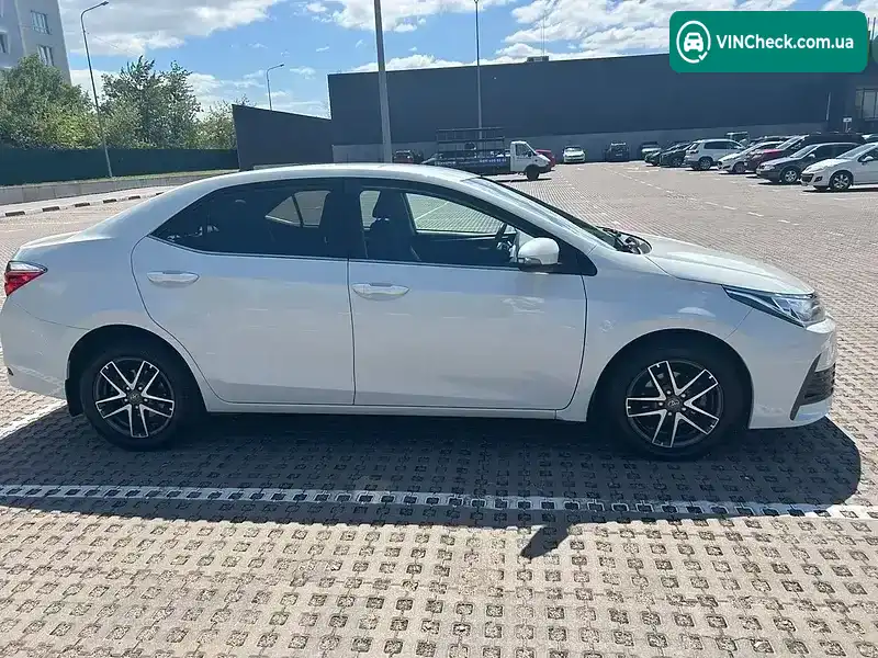 Toyota Corolla 2018, фото з оголошення 2 з 16, VIN NMTBE0JE30R242958