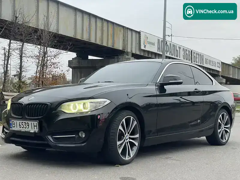 BMW 2 Series 2015, фото з оголошення 2 з 12, VIN WBA1F9C56GV545709