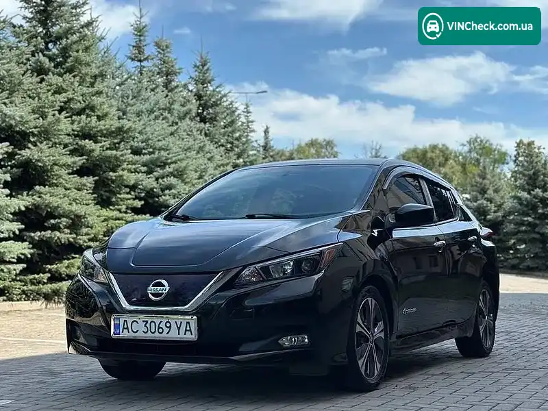 Nissan Leaf 2018, фото з оголошення 1 з 16, VIN 1N4AZ1CP4JC300848