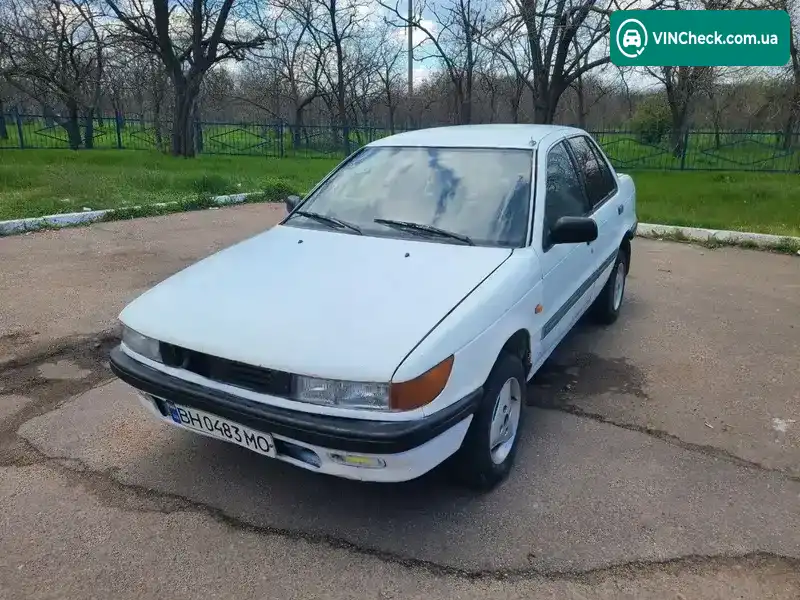 Mitsubishi Lancer 1989, фото з оголошення 1 з 11, VIN JMBSNC62AKU464530