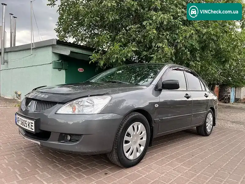 Mitsubishi Lancer 2004, фото з оголошення 1 з 15, VIN JMBSNCS3A5U005269