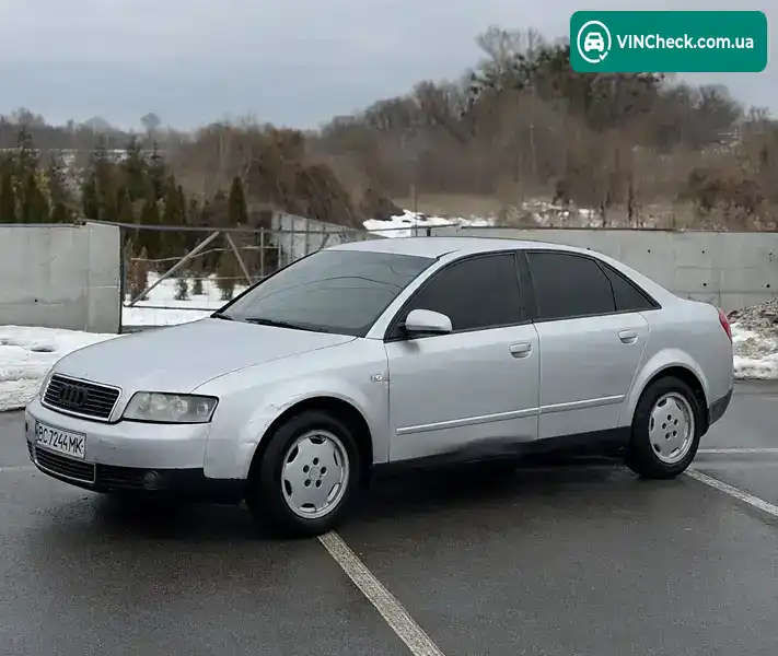 Audi A4 2002, фото з оголошення 1 з 17, VIN WAUZZZ8E22A082986