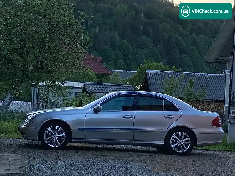 Mercedes-Benz E-Class 2005, фото з оголошення 1 з 14, VIN WDB2110261A665504