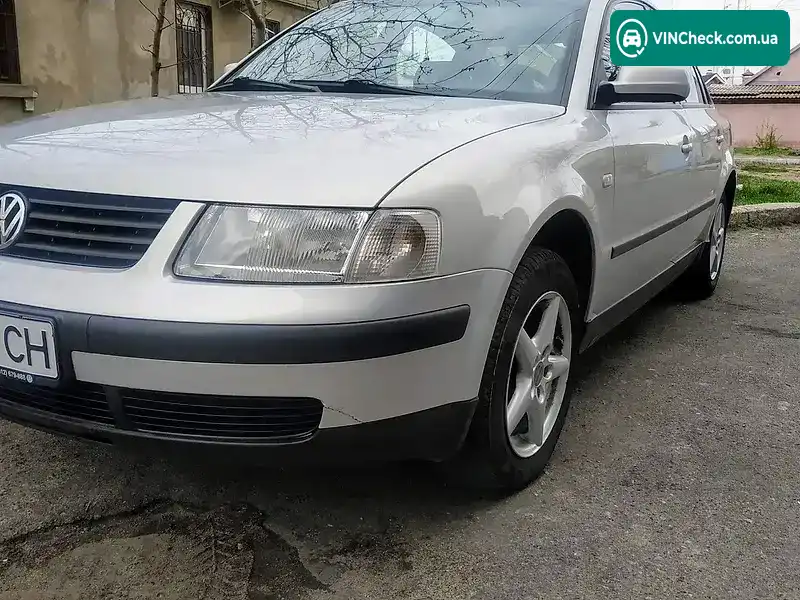 Volkswagen Passat 2000, фото з оголошення 1 з 12, VIN WVWZZZ3BZYP306946