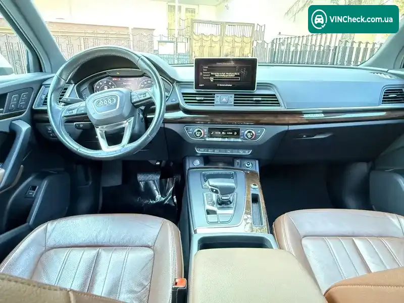 Audi Q5 2018, фото з оголошення 2 з 18, VIN WA1BNAFY8J2211430