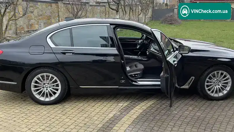 BMW 7 Series 2016, фото з оголошення 2 з 21, VIN WBA7C41070G641176