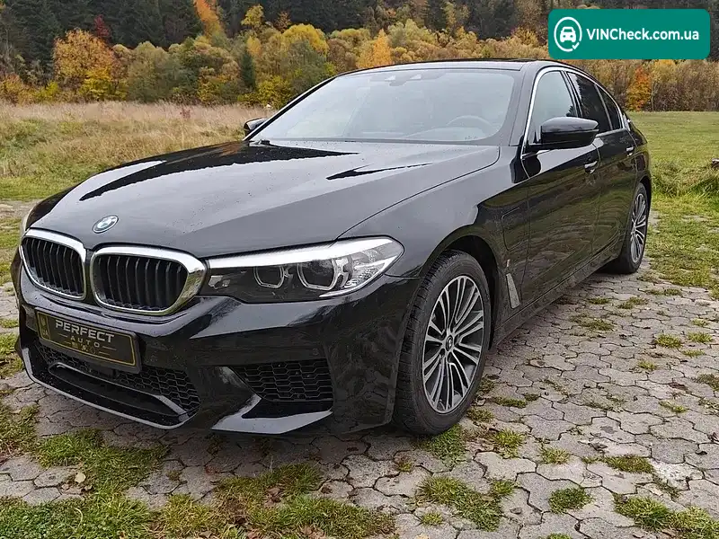 BMW 5 Series 2019, фото з оголошення 1 з 20, VIN WBAJA9C5XKB392700