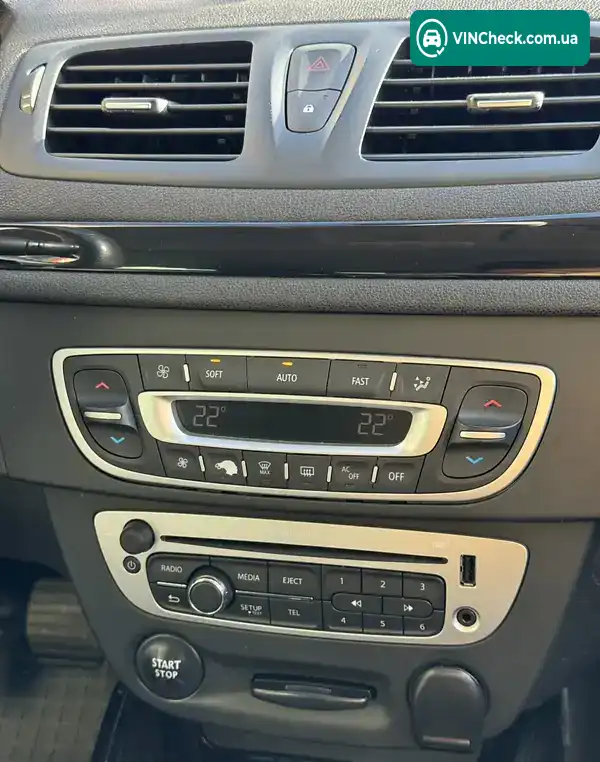 Renault Megane 2014, фото з оголошення 2 з 18, VIN VF1KZNA0650604434