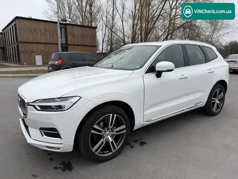 Volvo XC60 2018, фото з оголошення 2 з 21, VIN YV1UZ68UCK1272114