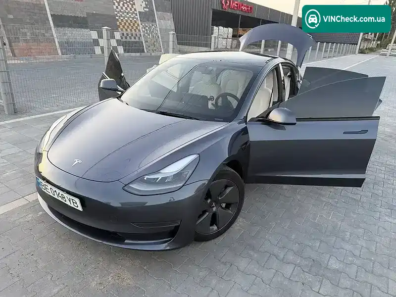 Tesla Model 3 2023, фото з оголошення 1 з 12, VIN 5YJ3E1EA5PF710206