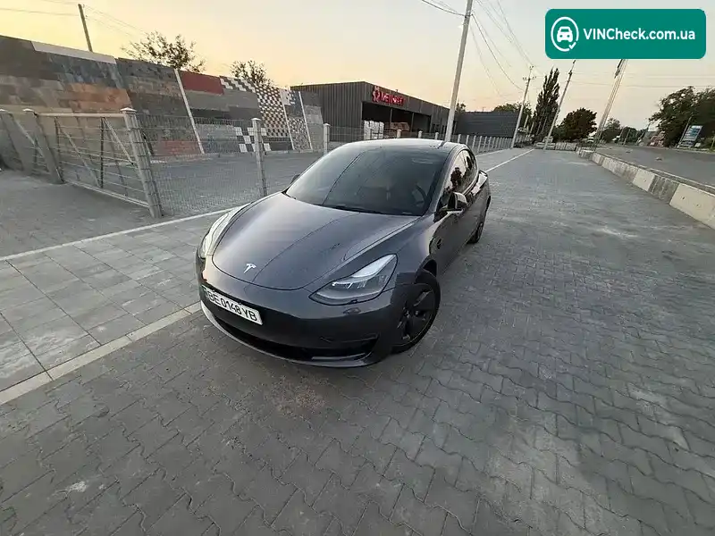 Tesla Model 3 2023, фото з оголошення 2 з 12, VIN 5YJ3E1EA5PF710206