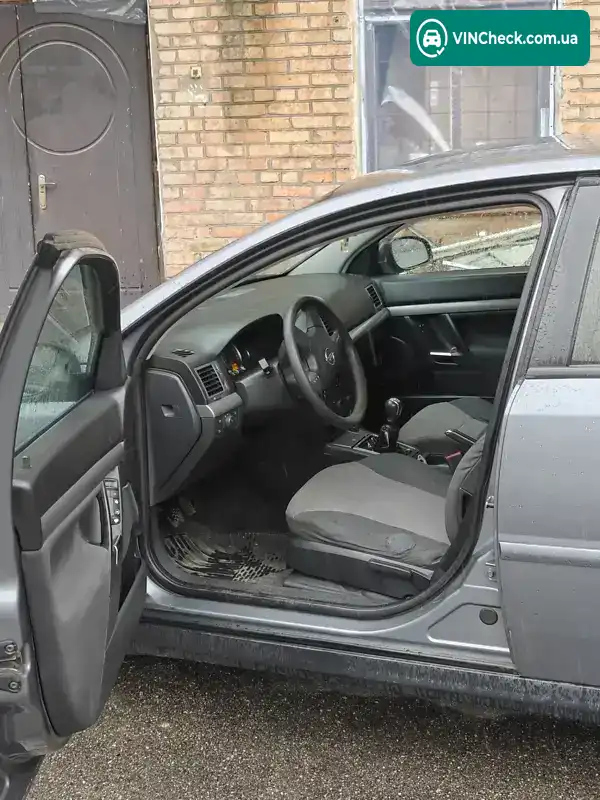 Opel Vectra 2004, фото з оголошення 2 з 8, VIN Y6D0ZCF6941152060