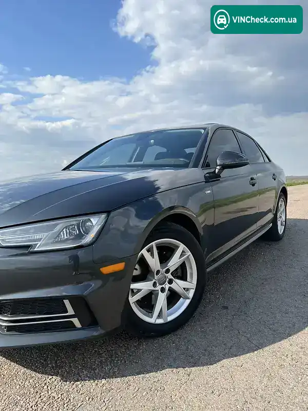 Audi A4 2018, фото з оголошення 2 з 20, VIN WAUKMAF42JN019972