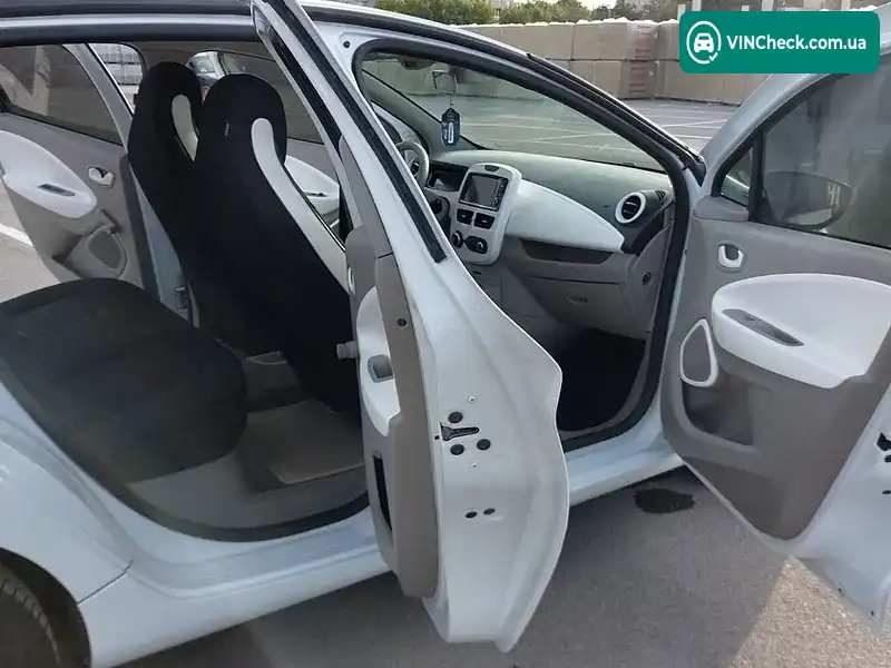Renault Zoe 2017, фото з оголошення 2 з 20, VIN VF1AGVYB057574618