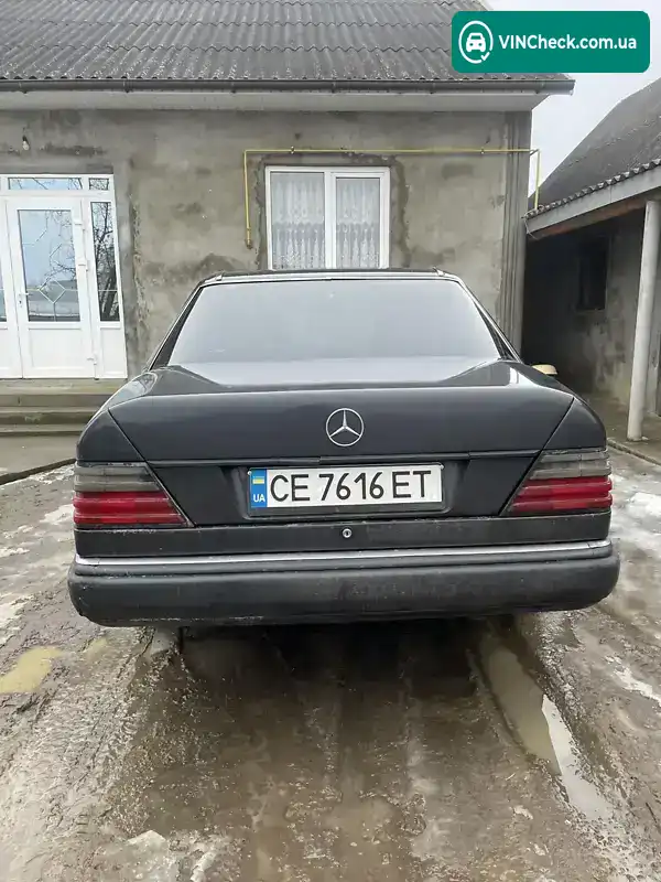 Mercedes-Benz E-Class 1992, фото з оголошення 2 з 5, VIN WDB1240211B663387
