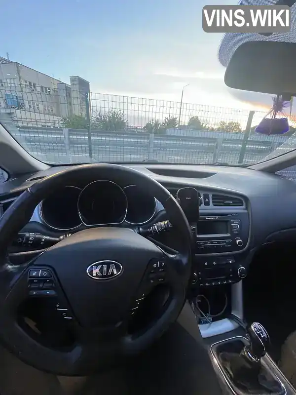 Kia Ceed 2012, фото з оголошення 2 з 15, VIN U5YHN512ADL007518