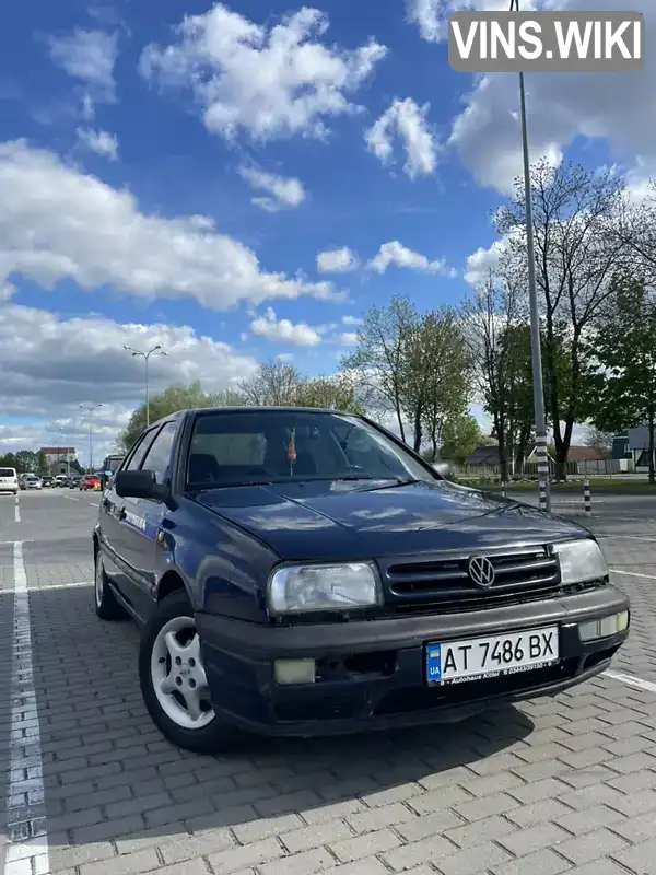 Volkswagen Vento 1992, фото з оголошення 1 з 21, VIN WVWZZZ1HZNW369963