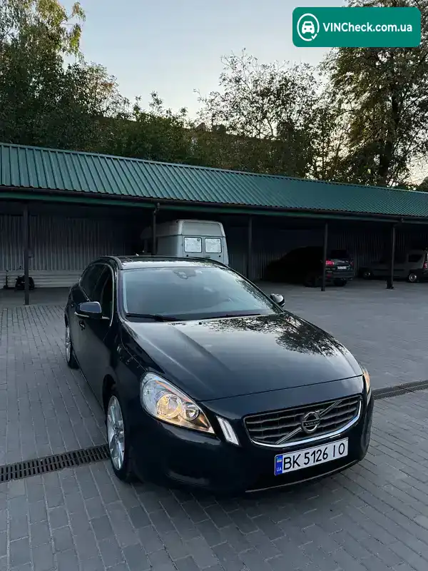 Volvo V60 2013, фото з оголошення 2 з 13, VIN YV1FW31A1D1130926