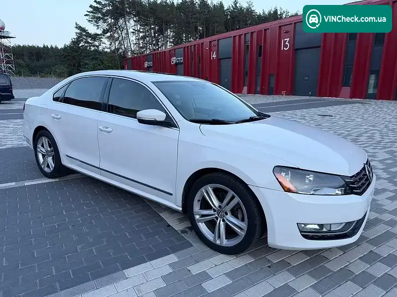 Volkswagen Passat 2015, фото з оголошення 2 з 20, VIN 1VWCV7A37FC003658