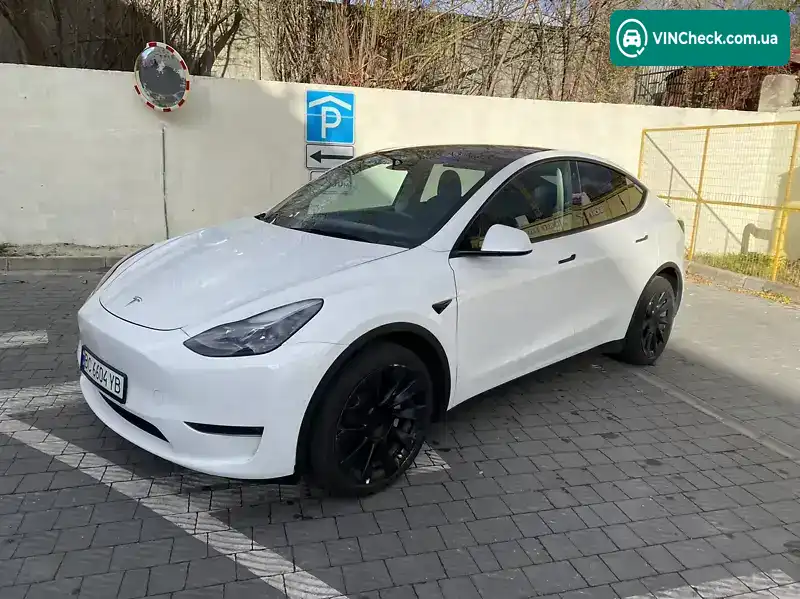 Tesla Model Y 2022, фото з оголошення 1 з 17, VIN 7SAYGDEEXNF558380