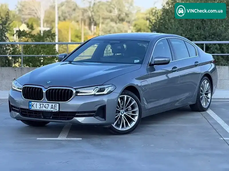 BMW 5 Series 2023, фото з оголошення 1 з 20, VIN WBA13AG08PCN32769
