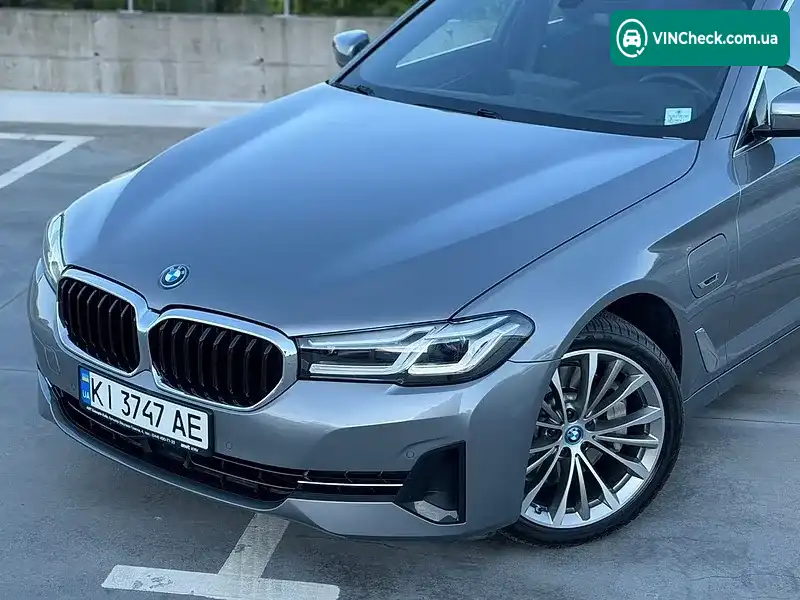 BMW 5 Series 2023, фото з оголошення 2 з 20, VIN WBA13AG08PCN32769
