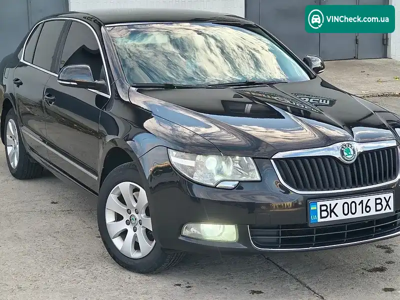 Skoda Superb 2012, фото з оголошення 1 з 20, VIN TMBAB43T7CB301045