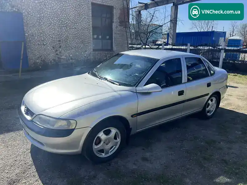 Opel Vectra 1998, фото з оголошення 2 з 11, VIN W0L0JBF19W1130519