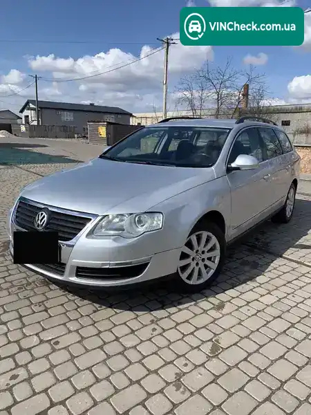 Volkswagen Passat 2010, фото з оголошення 1 з 20, VIN WVWZZZ3CZAE093974