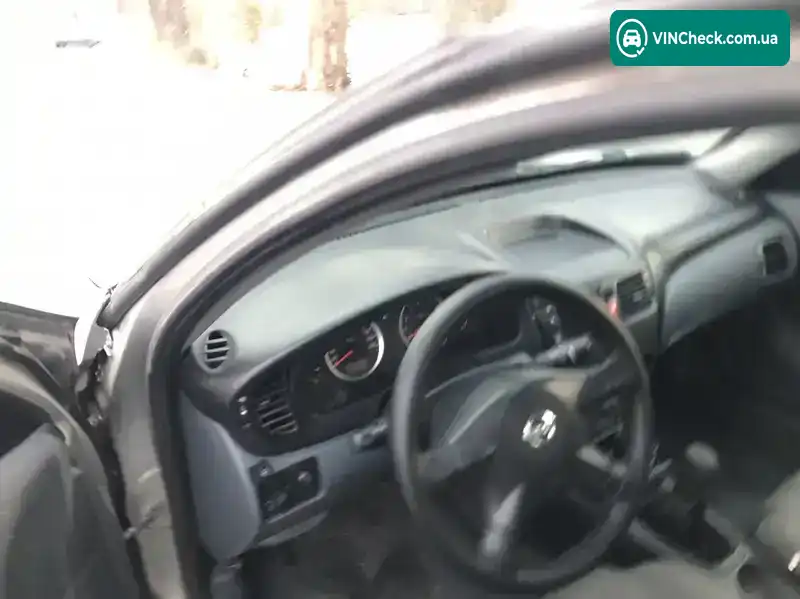 Nissan Almera 2005, фото з оголошення 2 з 4, VIN SJNBAAN16U2624084