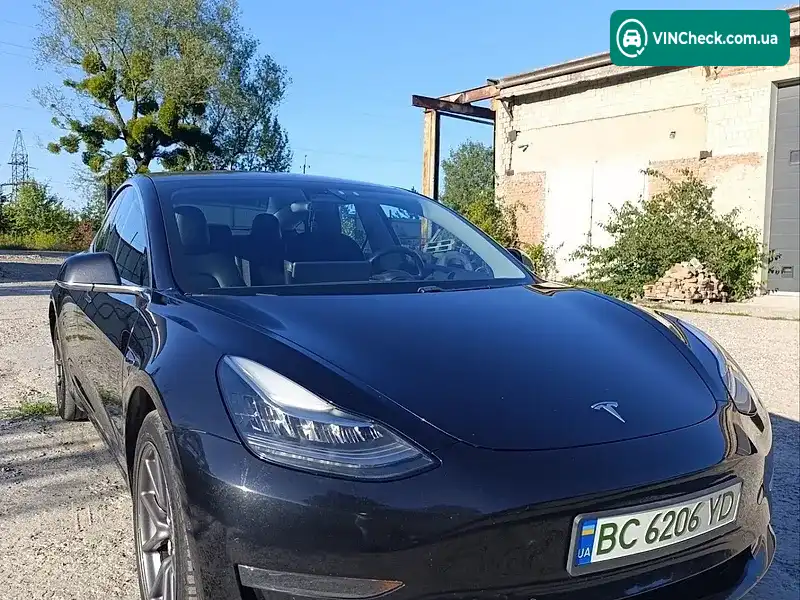Tesla Model 3 2018, фото з оголошення 2 з 17, VIN 5YJ3E1EB7JF070676