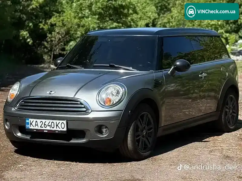 MINI Clubman 2010, фото з оголошення 1 з 21, VIN WMWML3C53ATX39233