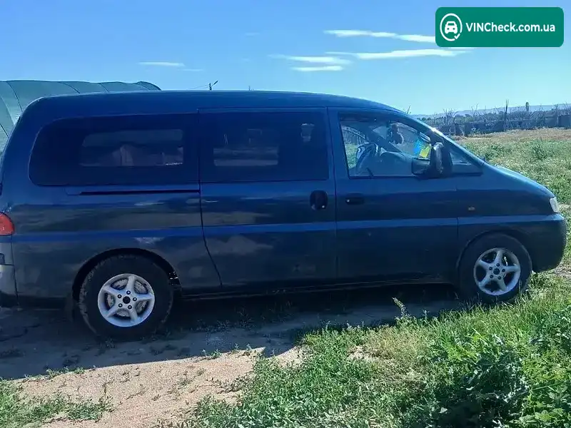 Hyundai H-1 2002, фото з оголошення 1 з 9, VIN KMJWVH7HP3U498784