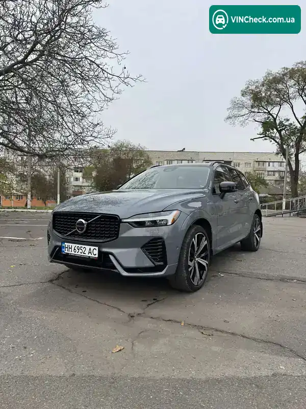 Volvo XC60 2023, фото з оголошення 1 з 15, VIN YV4H60DX8P1356853
