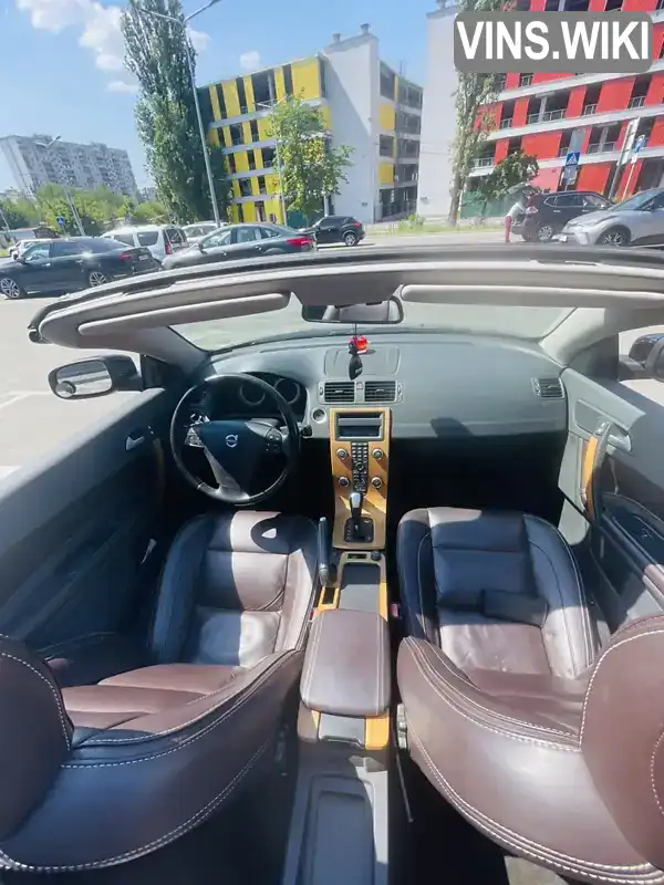 Volvo C70 2011, фото з оголошення 2 з 21, VIN YV1672MC1BJ120368