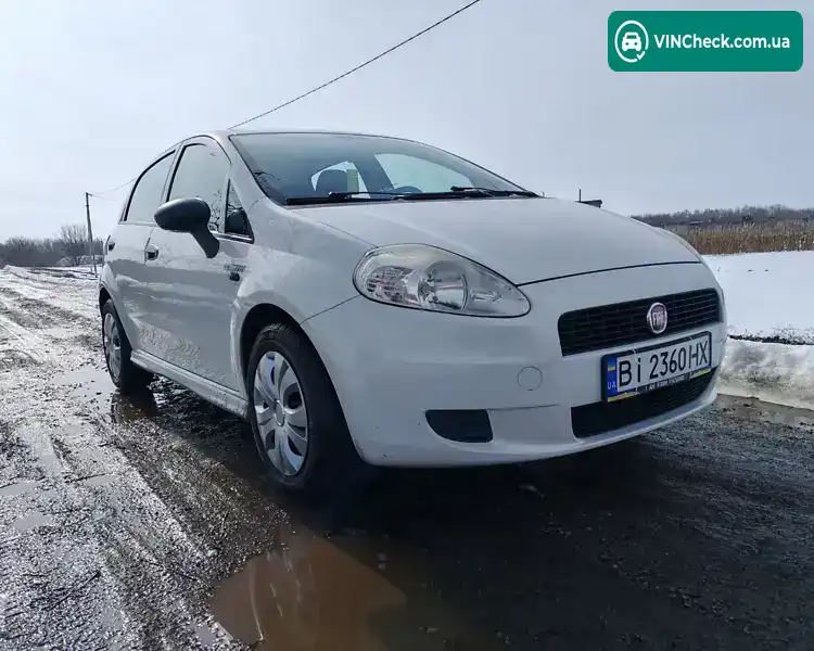 Fiat Punto 2010, фото з оголошення 1 з 19, VIN ZFA19900000727971