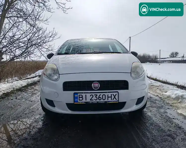 Fiat Punto 2010, фото з оголошення 2 з 19, VIN ZFA19900000727971
