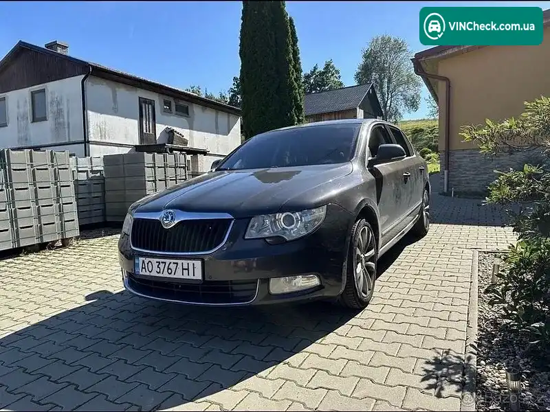 Skoda Superb 2009, фото з оголошення 2 з 20, VIN TMBAE73T499028204