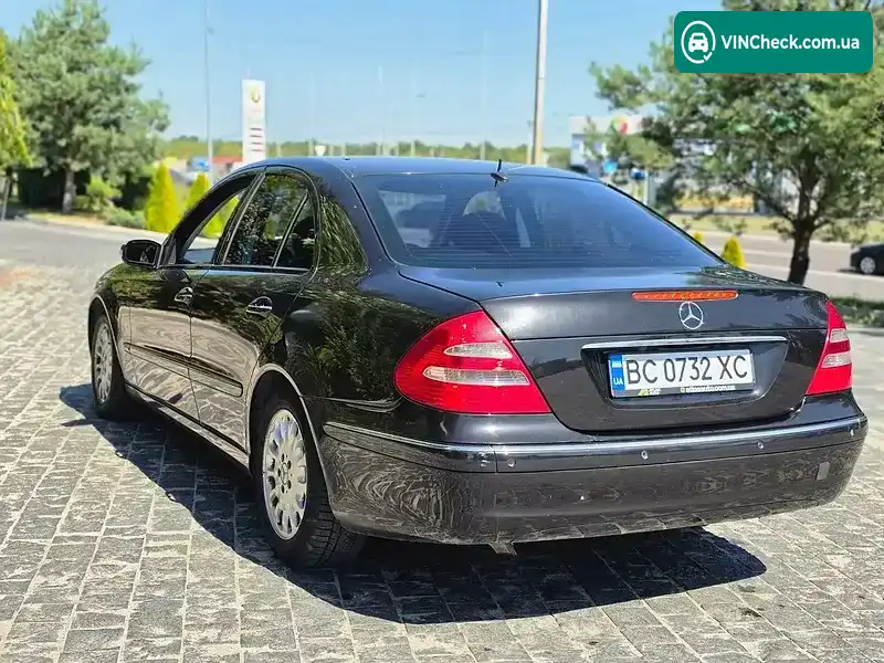 Mercedes-Benz E-Class 2005, фото з оголошення 1 з 16, VIN WDB2110201A913462