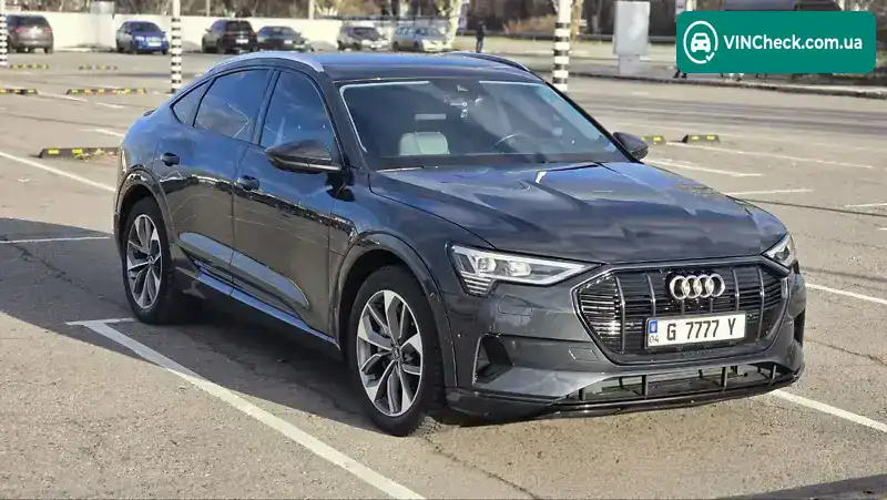 Audi e-tron 2020, фото з оголошення 1 з 20, VIN WAUZZZGE9LB033717