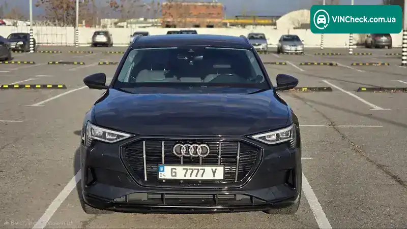 Audi e-tron 2020, фото з оголошення 2 з 20, VIN WAUZZZGE9LB033717