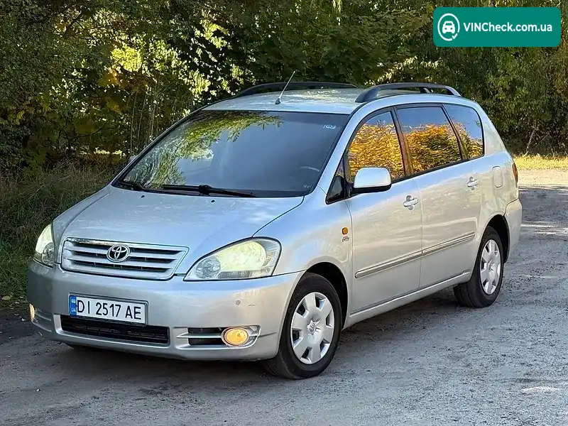 Toyota Avensis Verso 2001, фото з оголошення 1 з 20, VIN JTEGG22B600003436